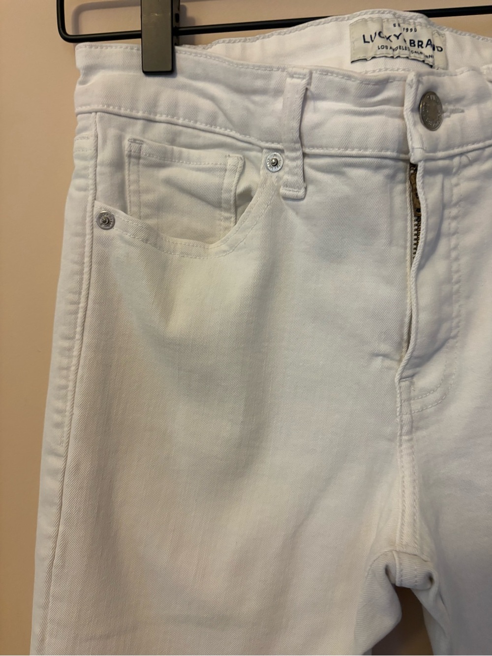 Lucky Brand White Skinny Jeans for Women - Picture 3 of 8